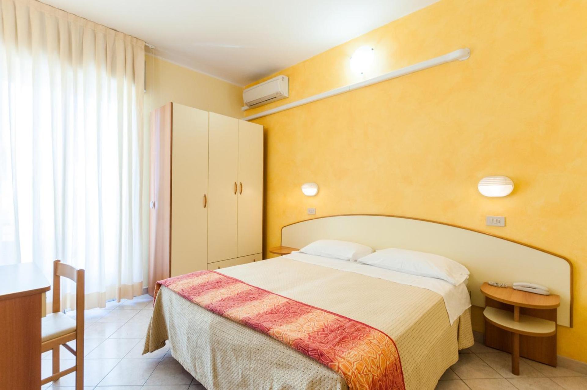 Hotel De La Ville Rimini Exterior foto