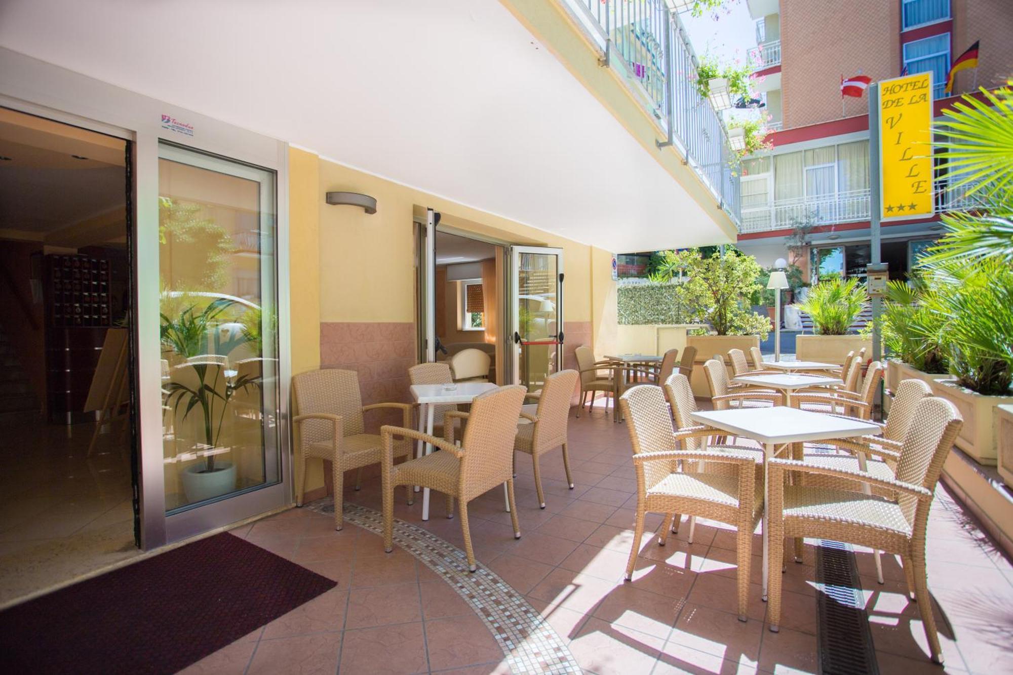 Hotel De La Ville Rimini Exterior foto